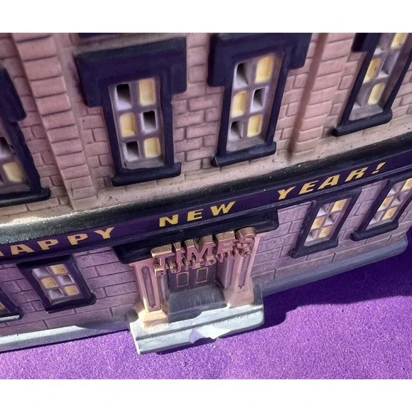 Dept 56 The Times Tower Times Square 2000 Special Edition Works See Desc. Xmas